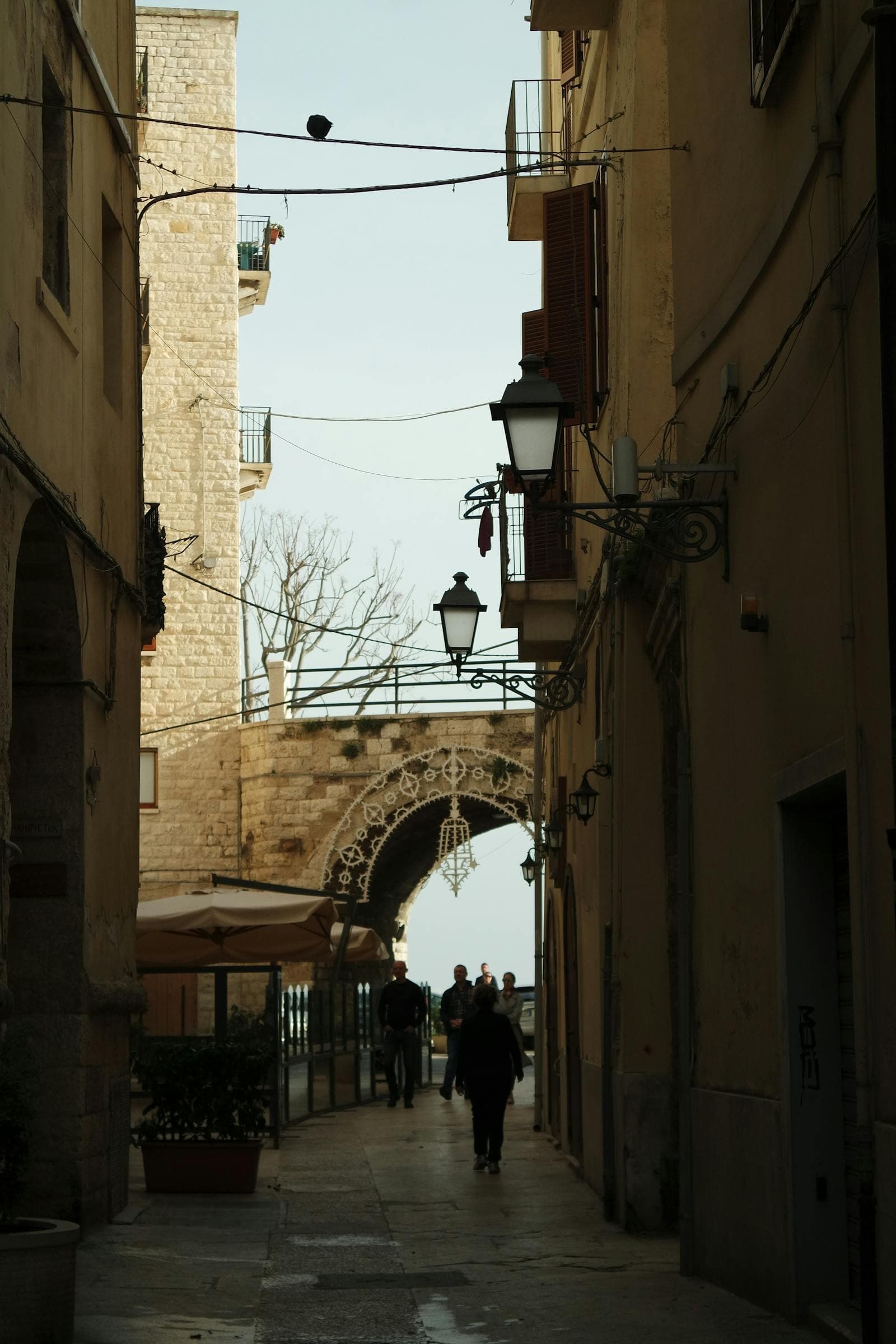 Un vicolo del centro storico di Bari Vecchia